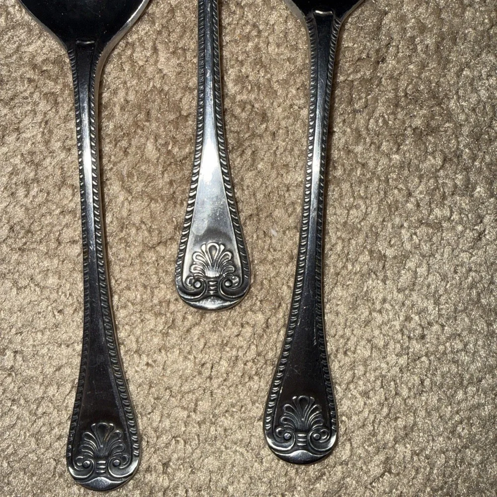 Vintage Supreme Cutlery Abbey Shell Soup Spoons 3